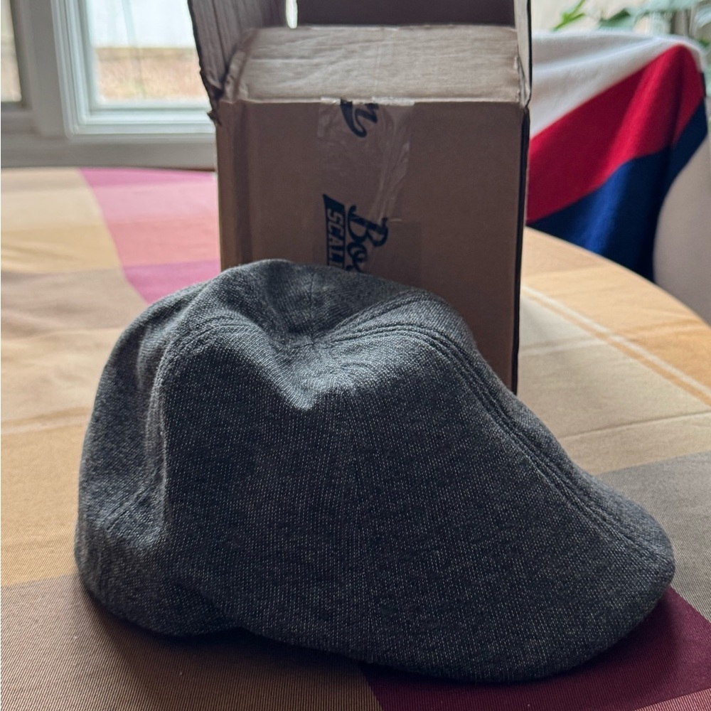 Gray Flat Cap